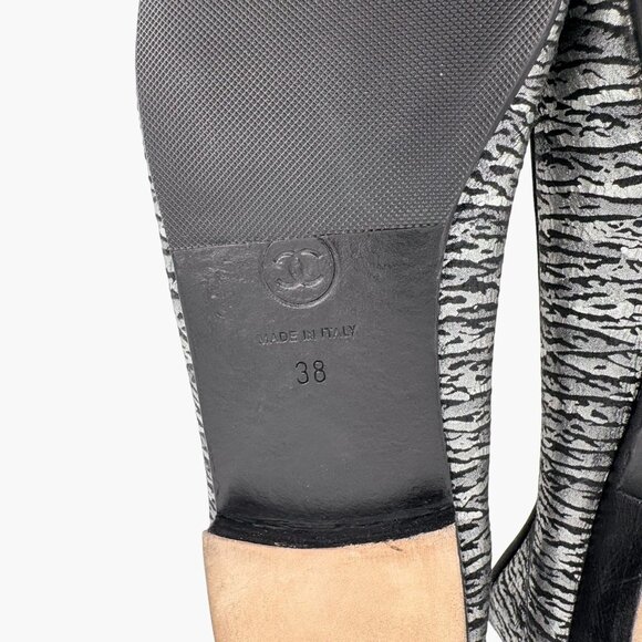 Chanel CC Cap Toe Ballet Flats Size 38 US 7-7.5 Black Silver Metallic Logo Bow - Picture 15 of 15